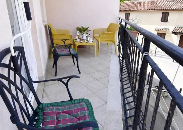 Noemi3 By Interhome *